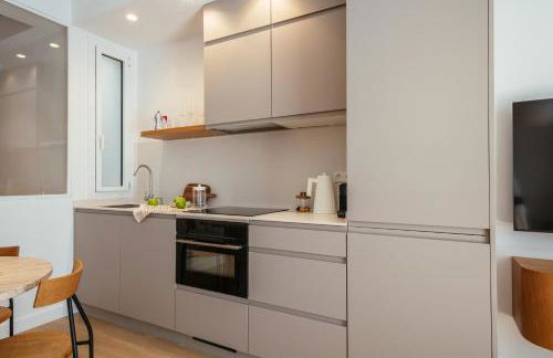 Newly Renovated Stylish Eixample - Great Location - Photo 10