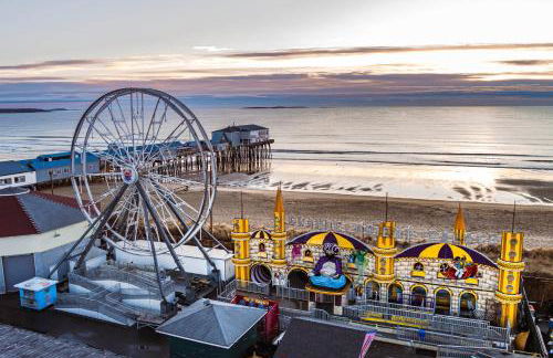 Modern Gem on 15 Acres, 5 Mi to Old Orchard Beach! - Foto 44