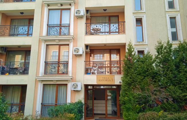 Menada Villa Astoria - Photo 18