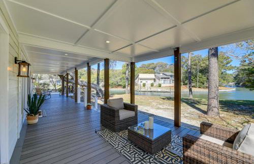 Waterfront Pine Knoll Shores Gem with Boat Dock - Foto 24