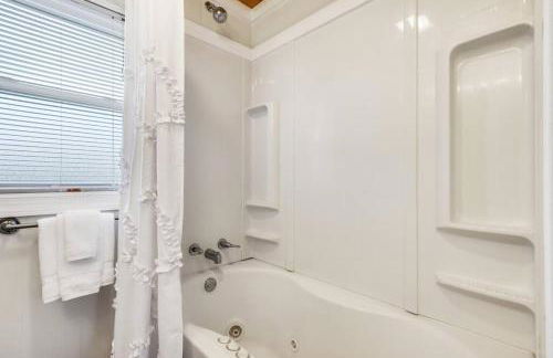 Cozy cottage by the Sea -near downtown with patio! - Foto 18