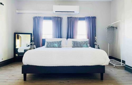 Suite Home Indiana Apartments - Photo 6