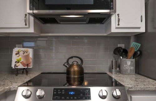 Disconnect From The City In This Outdoorsy Getaway - Foto 49