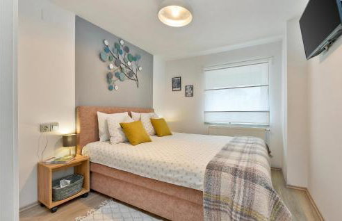 Gorgeous Home In Cresnjevec, Tuhelj - Foto 25