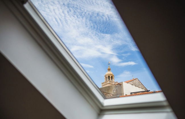 M & J Central Suites - Photo 31