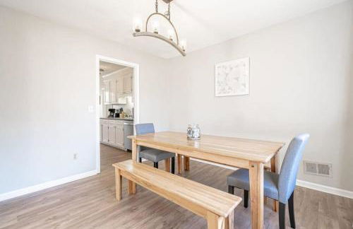 Serene on Sonning- Close to I-26- 20 Mins to Midtown - Foto 31