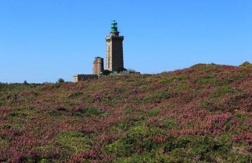 Quai du Val is a Charming Pet and Family Friendly Riverside Gite in Lehon close to Dinan Sleeps 7 - Photo 62