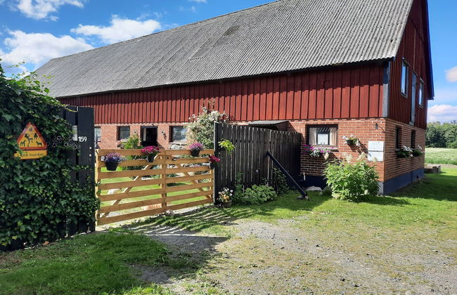 Tollarp - Barn - Sleeps 3 - Pet Friendly - Parking - Foto 1