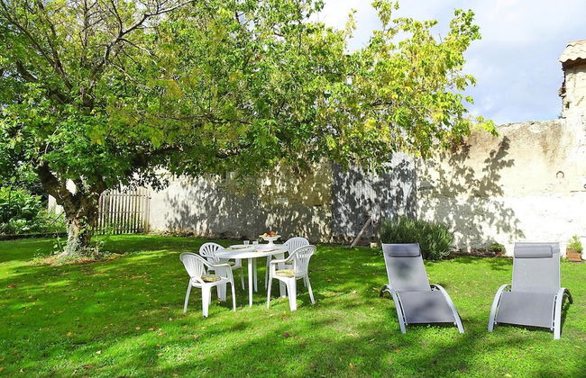 Semi-detached House on a Vineyard, Talais - Foto 18