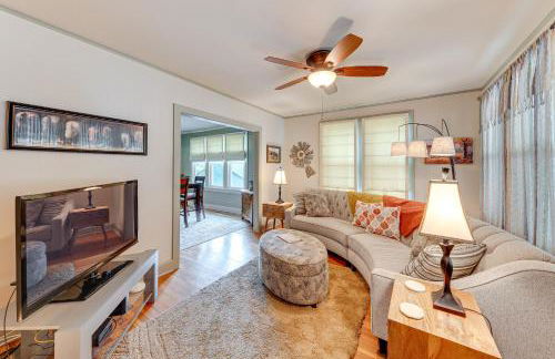 Lake Geneva Family Gem with Fenced Dog Run! - Foto 3