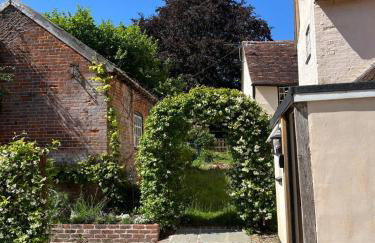 Taper House - Cosy Medieval Cottage - Foto 29