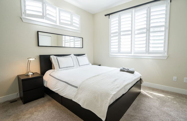 The Ladley Luxury Lifestyle Walk to Mile High - Foto 2