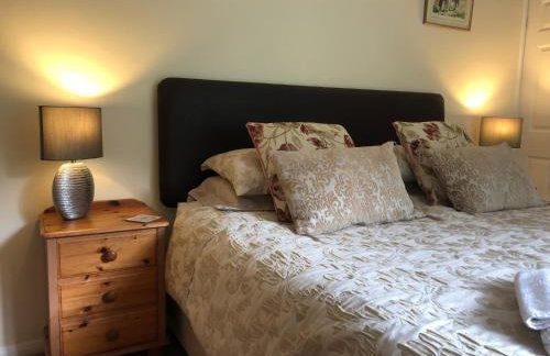 Sea views, private garden, comfortable family and dog friendly home - Foto 10