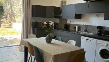 Hidden Rempart Duplex lumineux paisible et climatisé - Foto 4