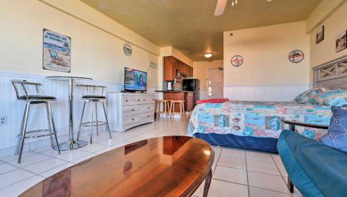 Oceanfront Daytona Beach Club Studio with Balcony! - Foto 3