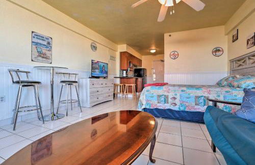 Oceanfront Daytona Beach Club Studio with Balcony! - Foto 3