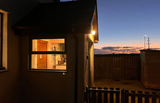 Detached 3 Bed Cottage, Mountain Views- Pets, Wifi - Photo 30