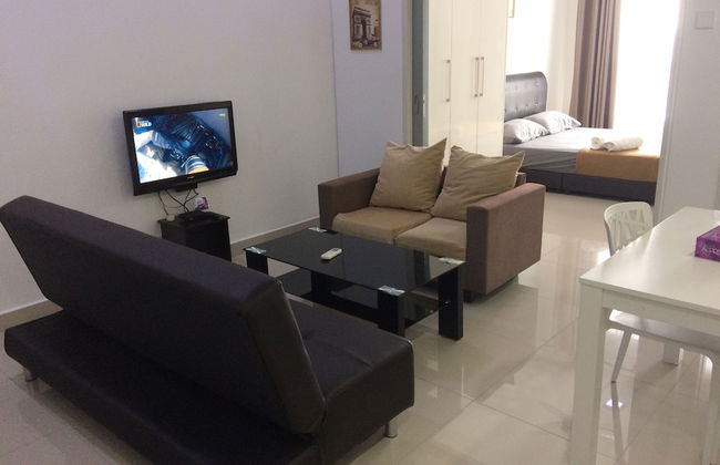 City Living with Panoramic Sea Views at Danga Bay - Foto 9