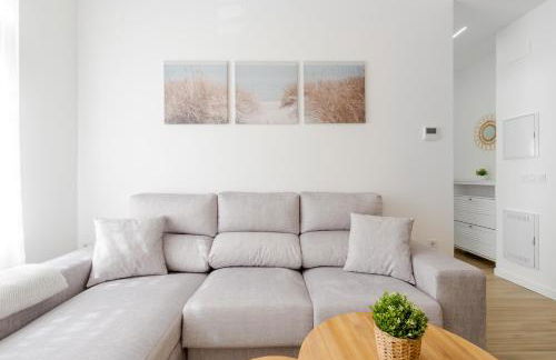 WintowinRentals Apartamento moderno y luminoso cerca de la playa de Huelin - Foto 12