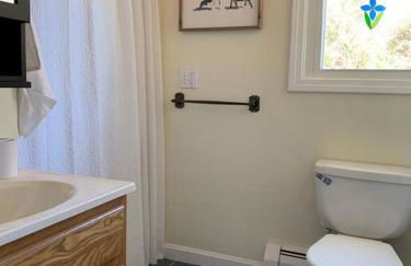 Spacious 5BR Beach House Vacation-walk to Scarborough! - Foto 14