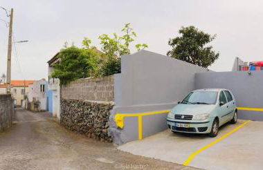 Character 2BR Upper Retreat with BBQ Terrace Parking - Photo 55