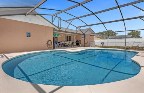 5Bd 2 Bath with Gameroom & Pool 1 story House - Foto 26