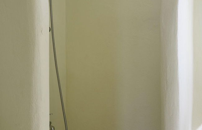 Spacious 6 Bdrm Stone Villa With Pool - Foto 15