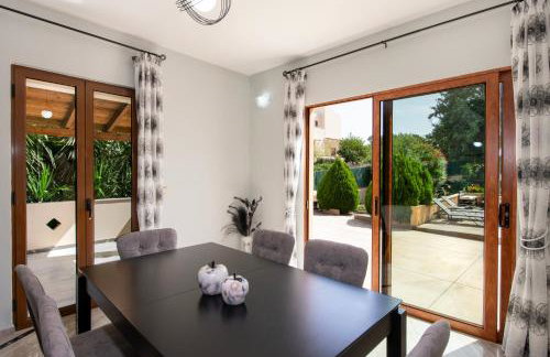 Villa Alex with private pool and jacuzzi - Foto 29