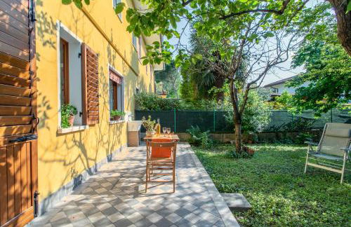 Quiet Location with Private Garden - Foto 12