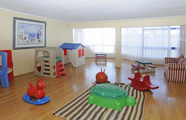 MR Mar Suites - Photo 15