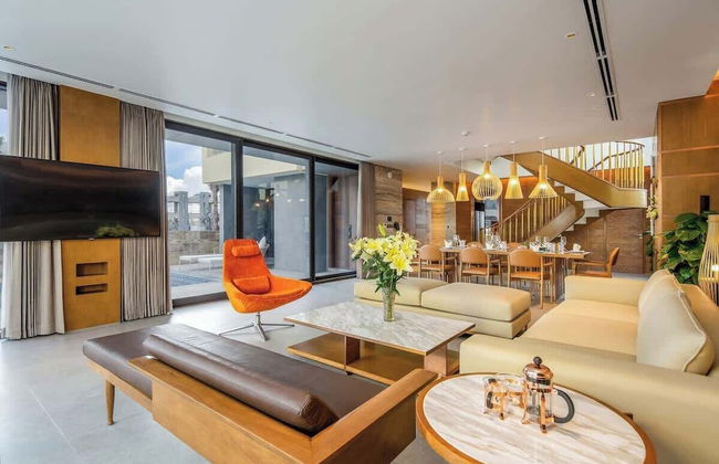 5BR Luxury Villa: Elite Services & Privacy - Foto 11