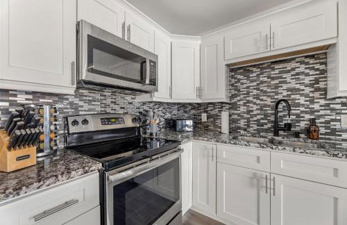 Texas Willow Ranch - Epic Luxury Retreat with Pool, Game room, Soccer, BBQ, Fire table - Foto 28