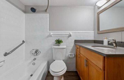 Contemporary 2BR Stay - Pool and Gym and Grill Area - Foto 4