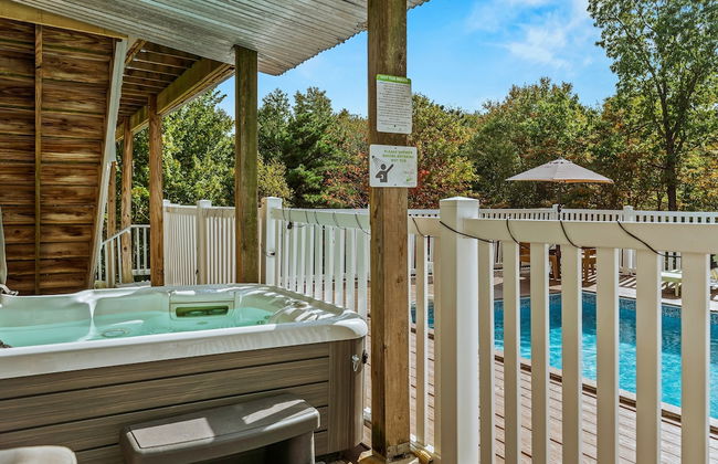 Mountain Mindset by Avantstay Pool Hot Tub Game Room Firepit - Photo 2