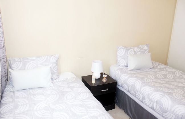 Cozy 3 Bed Duplex ,sleeps 6 With Double Bathroom - Photo 4