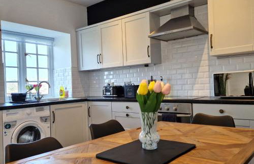 Very Spacious, Great location. Castle and Sea view - Foto 26