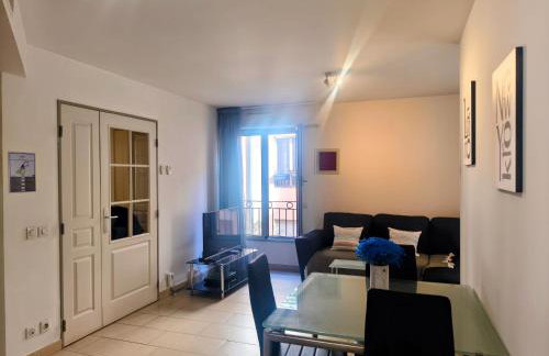 Quiet Appartment AC 400m Palais & 100m Beach - Foto 14