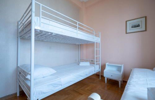 Retro 2-Bdrm House Near Metro in Heraklion by ΜΡS - Foto 24