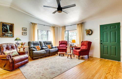 Peaceful Nutrioso Cabin Retreat with Mountain Views! - Foto 4