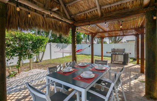 Spacious 4BR 2 5BA Family Retreat Pool Near Beach - Foto 64