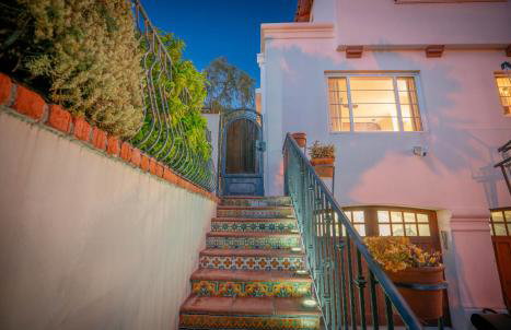 Mediterranean-Style Villa in Point Loma - Foto 46