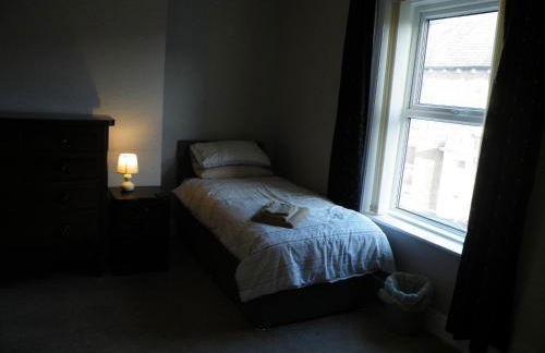 Family Home Near City Centre - Foto 39