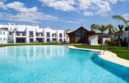 Modern-getaway-spa-pools-5301 - Photo 31