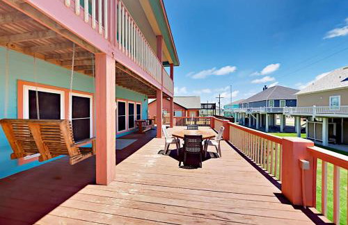 Escape Ocean View l Large Deck Sleeps 10 - Foto 28