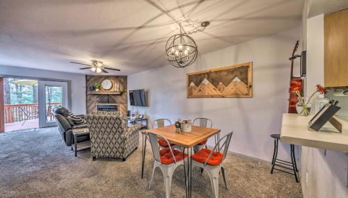 Hike, Golf and Explore Ruidoso Retreat with Deck! - Foto 2