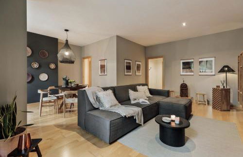 Etosha - 3 bedrooms and balcony in Eixample Dreta - Photo 1