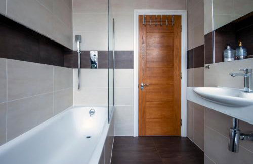 Woodside Gardens Luxury Properties near Alexandra Palace, Tottenham Stadium & Drumsheds - Foto 16