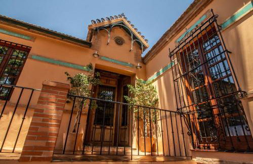 Villa Regionalista principios Siglo XX 1919 -Pedregalejo-Baños del Carmen-A UNOS METROS DEL MAR!!! PISCINA CLIMATIZADA BAJO PETICION - Photo 11