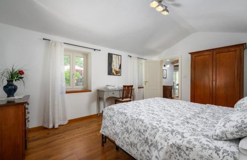 Villa Lipa for 8 persons near Pula with 41 m2 heated pool, beautiful garden, sauna & kids playground - Foto 42