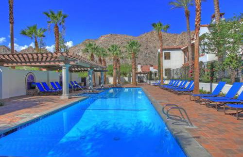 Luxury 1BR Suite Living Room, Patio, Fp & Kitchen, 12 pools -Legacy Villas - Photo 13